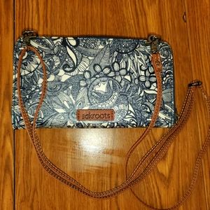 Sakroots Purse Wallet w/ Strap and Wristlet Blue White Artist Circle